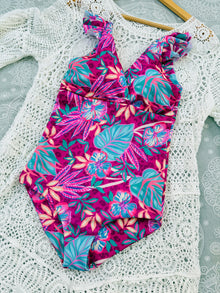Traje de baño Margaret flores fucsias y calipso