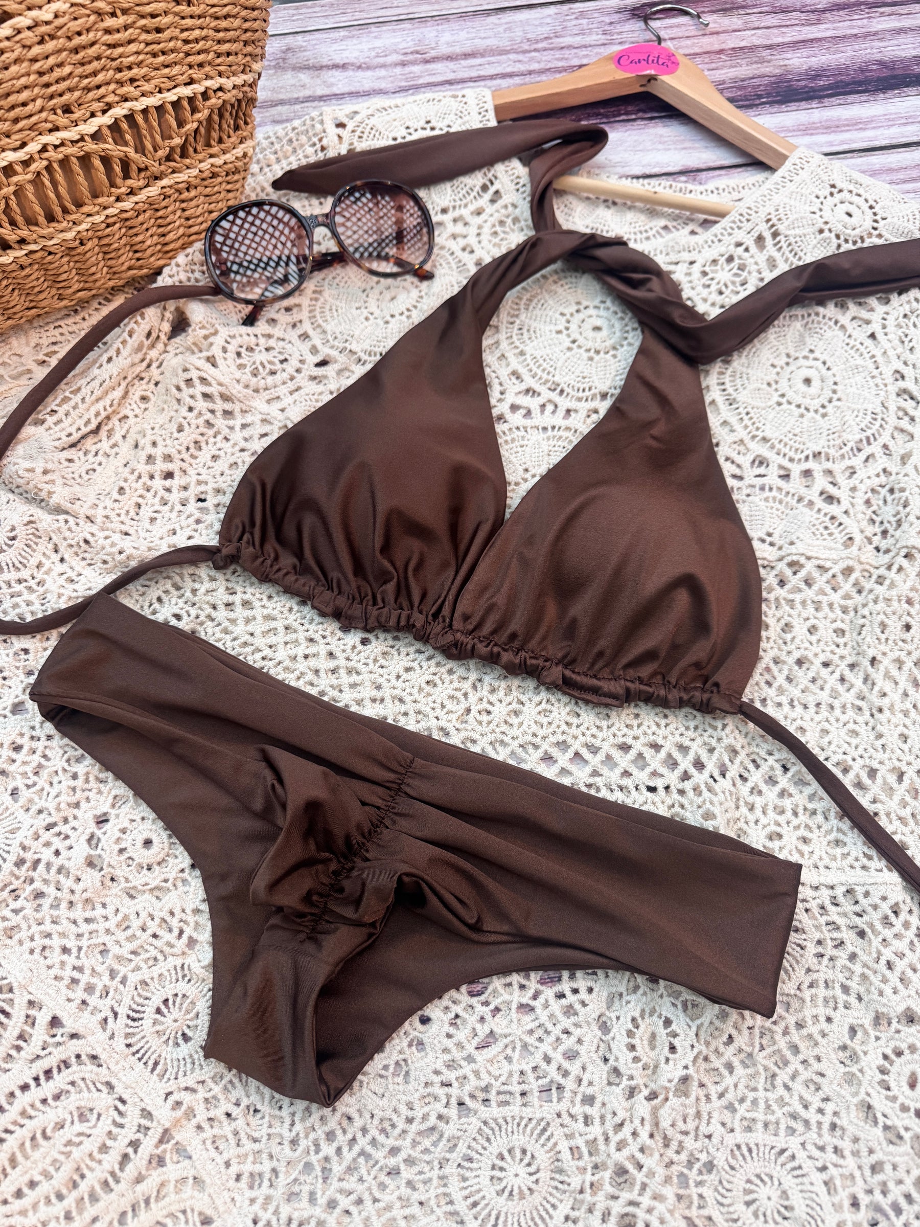 Tanga fitness tiro normal mocha mousse