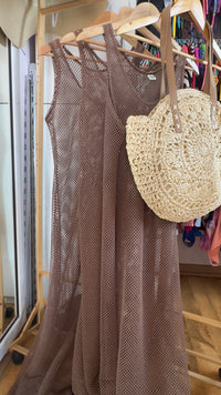 Vestido de malla mocka mousse