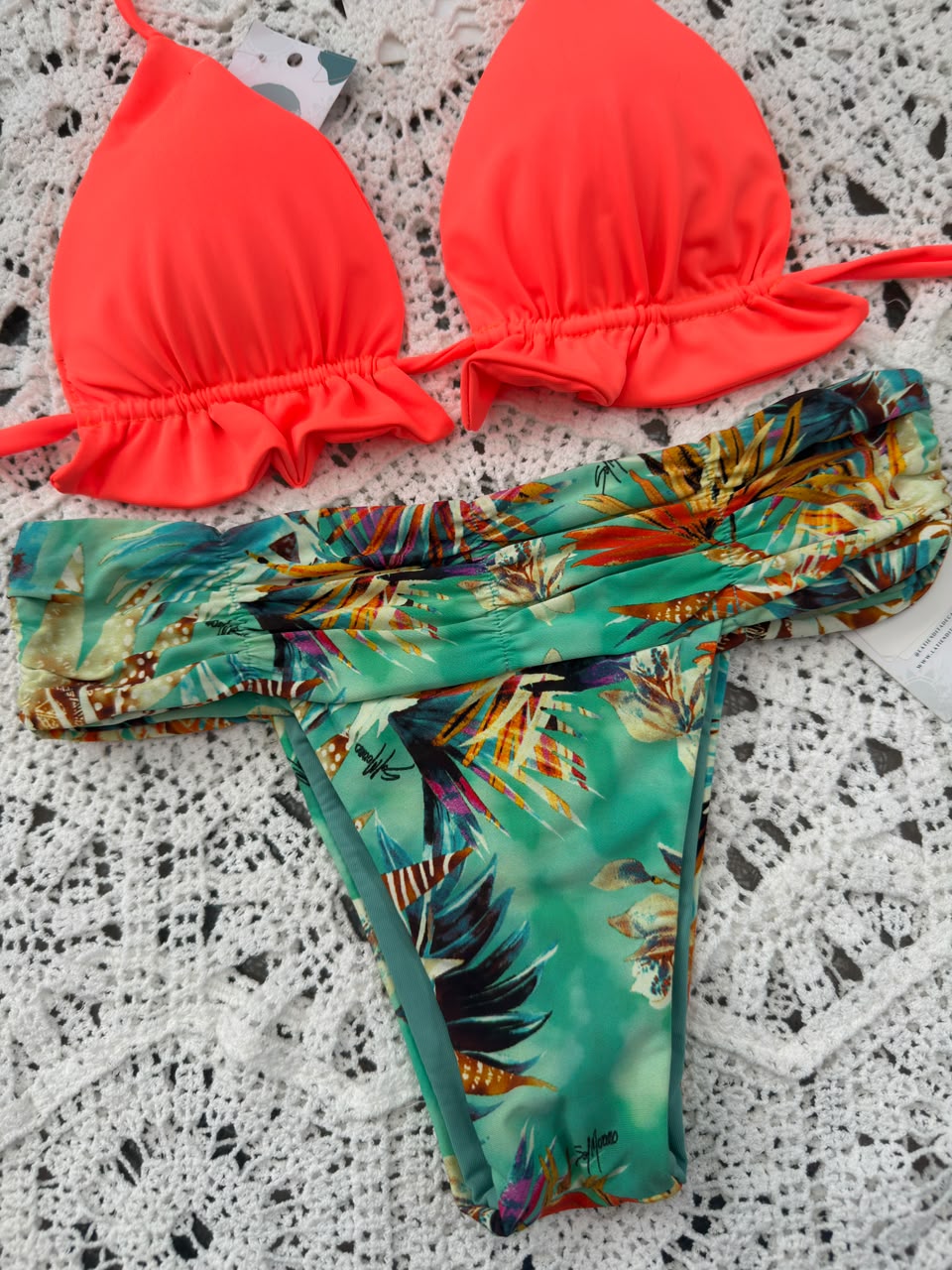 Conjunto ibiza tanga brasil hojas