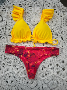 Conjunto ibiza con vuelos tanga brasil corazones