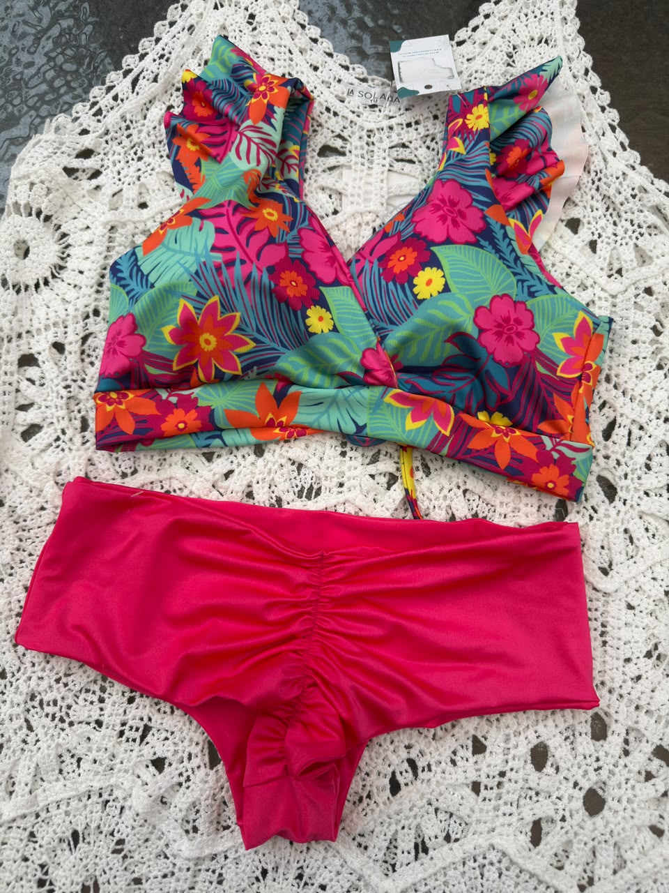 Conjunto Margaret flores tropicales y tanga fitness TM sandia