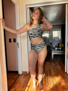 Trikini Coco Banana cebra clasico