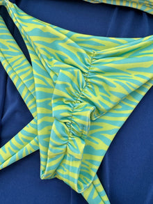 Conjunto Iibiza cebra neon